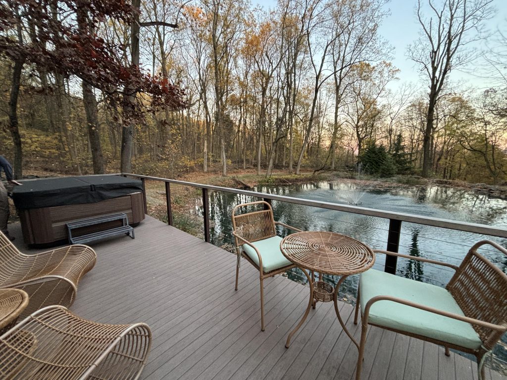Hot Tub Getaway Near Philly